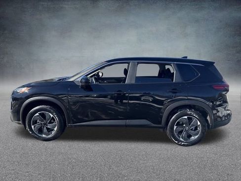 Used 2024 Nissan Rogue SV image 12