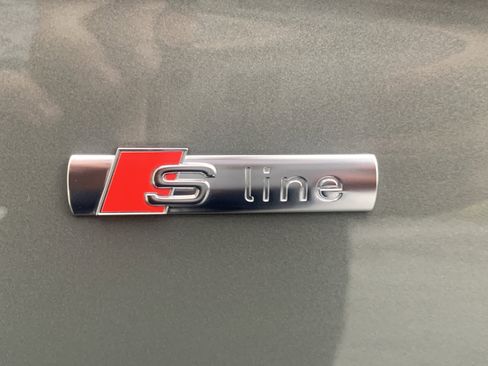 Certified 2023 Audi Q5 2.0T Premium w/ Convenience Package image 25