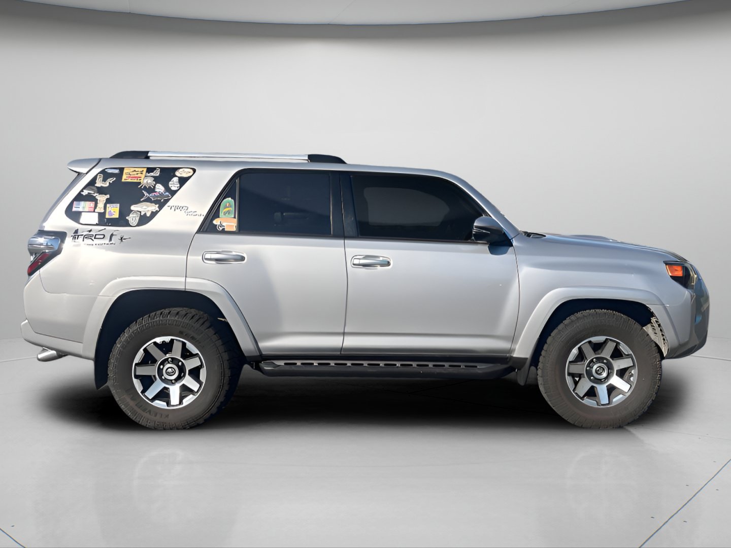 Used 2017 Toyota 4Runner TRD Off-Road Premium AWD/4WD image 5
