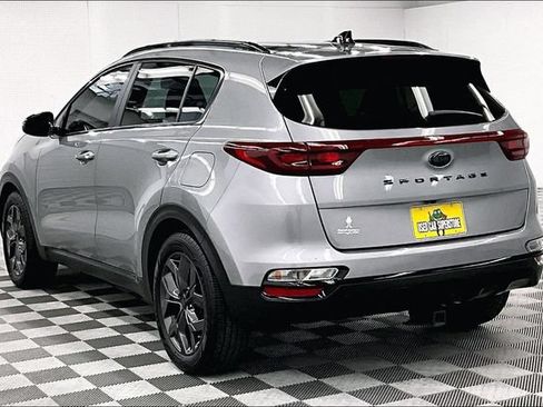 Used 2022 Kia Sportage Nightfall Edition FWD image 2