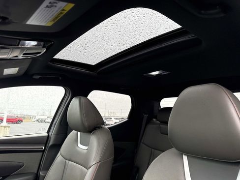 Used 2022 Hyundai Santa Cruz Limited image 3