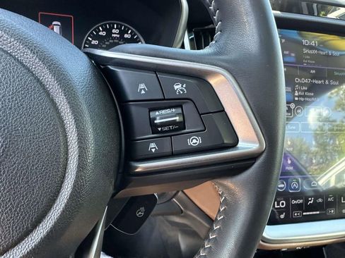 Certified 2022 Subaru Outback Touring AWD/4WD image 28