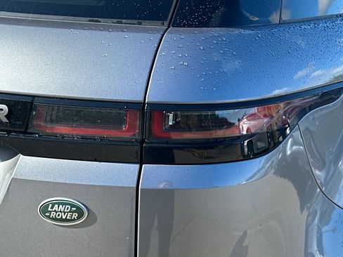 Used 2023 Land Rover Range Rover Evoque R-Dynamic S image 17
