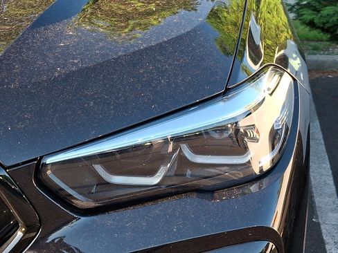 Used 2022 BMW X6 xDrive40i w/ M Sport Package AWD/4WD image 9