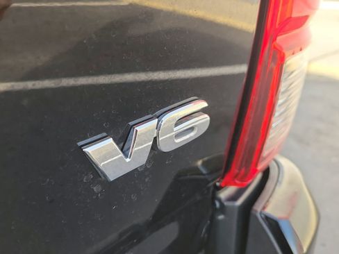 Used 2023 Toyota Tacoma SR image 7