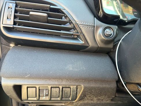 Used 2023 Subaru Outback Premium AWD/4WD image 15