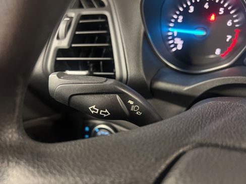 Certified 2018 Ford Escape SE w/ SE Sync 3 Package image 14