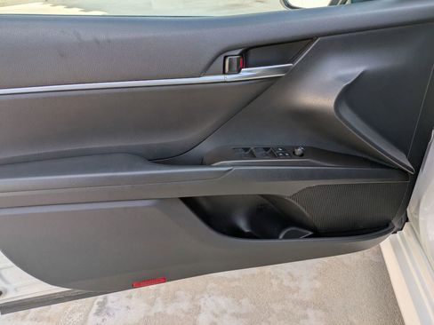 Used 2023 Toyota Camry LE image 12
