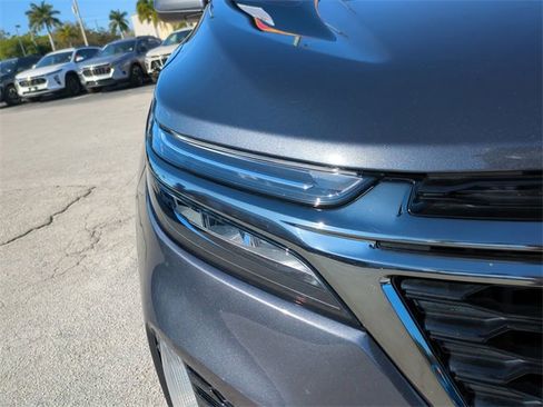 Used 2023 Chevrolet Equinox RS image 9