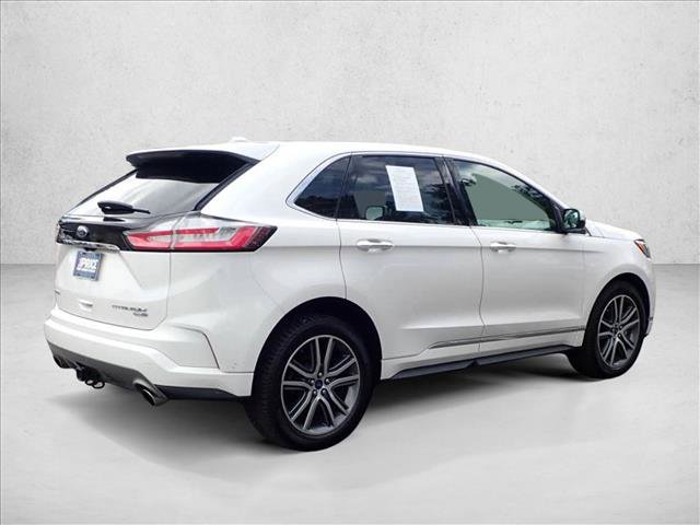 Used 2019 Ford Edge Titanium w/ Equipment Group 301A AWD/4WD image 4