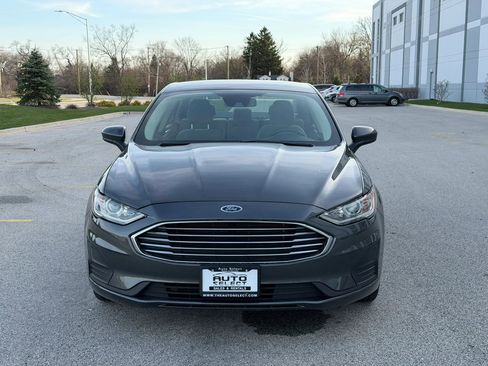 Used 2019 Ford Fusion S image 2