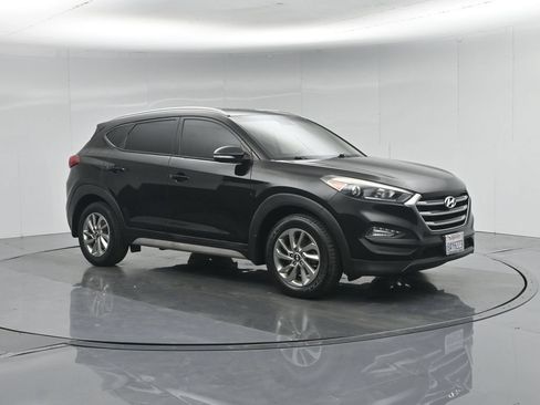 Used 2017 Hyundai Tucson SE Plus w/ Cargo Package FWD image 27