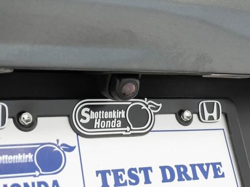 Used 2024 Kia Sportage LX image 9