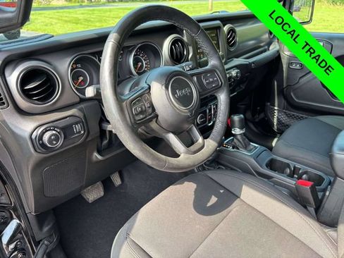 Used 2023 Jeep Gladiator Sport AWD/4WD image 8