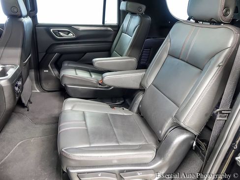 Used 2024 Chevrolet Suburban RST w/ Luxury Package AWD/4WD image 11