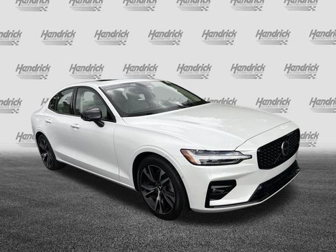 Certified 2024 Volvo S60 B5 Plus FWD image 2