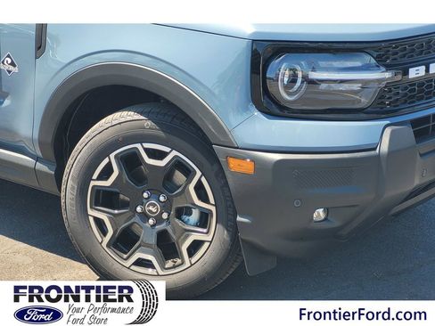 Used 2026 Ford Bronco Sport Outer Banks w/ Outer Banks Tech Package+ AWD/4WD image 6
