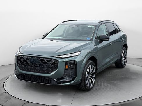 New 2026 Audi Q3 quattro 2.0T AWD/4WD image 3