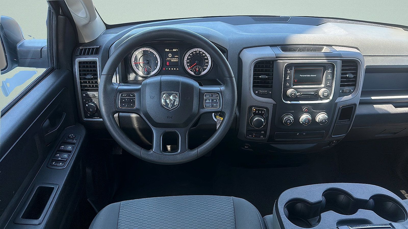 Used 2019 RAM 1500 Express AWD/4WD image 10