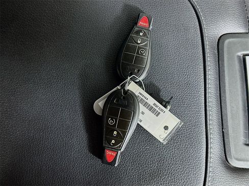 Used 2017 RAM 2500 Laramie image 35