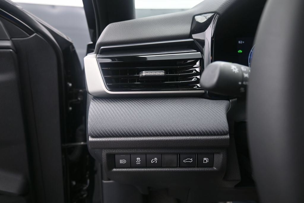 Used 2026 Toyota Camry SE w/ Convenience Package FWD image 20
