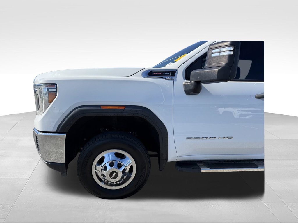Used 2022 GMC Sierra 3500 Pro w/ Convenience Package RWD image 22