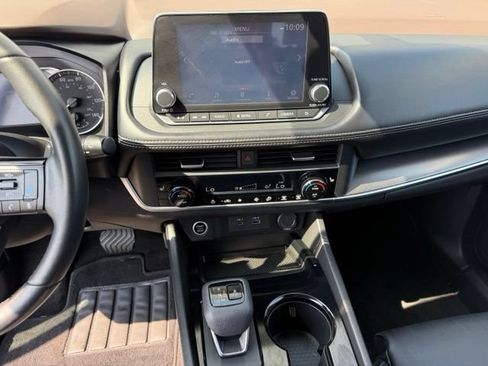 Certified 2023 Nissan Rogue SV w/ SV Premium B Package AWD/4WD image 21
