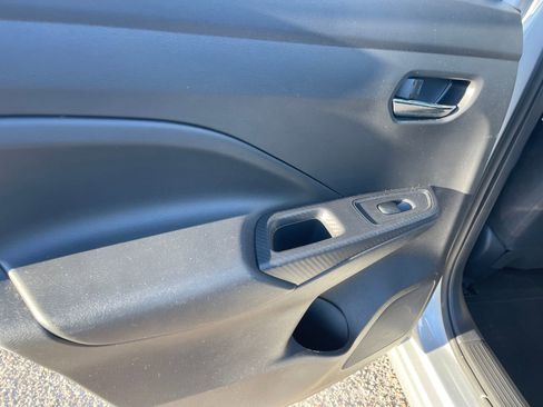 Used 2023 Nissan Versa SV image 20