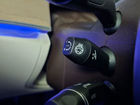 Used 2018 Mercedes-Benz E 400 4MATIC Cabriolet image 28