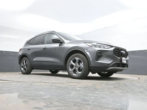 Used 2025 Ford Escape ST-Line AWD/4WD image 31