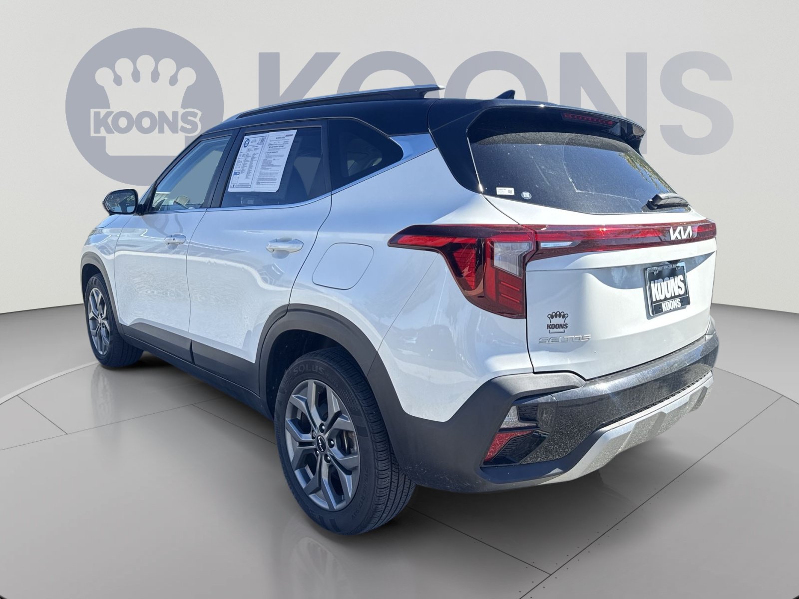 Used 2024 Kia Seltos S AWD/4WD image 4