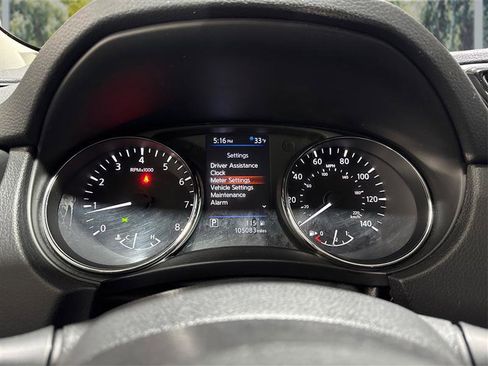 Used 2019 Nissan Rogue S image 16