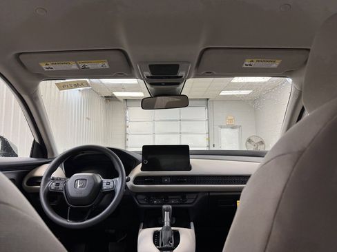New 2026 Honda HR-V LX image 17