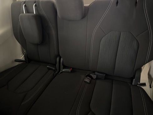 Used 2023 Chrysler Voyager LX FWD image 25