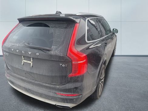 Used 2020 Volvo XC90 T6 Momentum image 8
