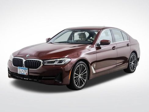 Certified 2023 BMW 530i xDrive AWD/4WD image 1