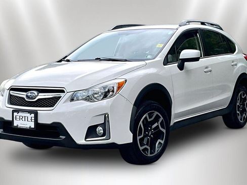 Used 2017 Subaru Crosstrek 2.0i Premium AWD/4WD image 3
