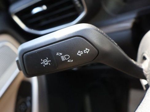 Used 2023 Ford Explorer Limited AWD/4WD image 41