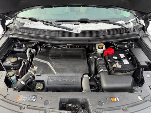 Used 2016 Ford Explorer Platinum image 34