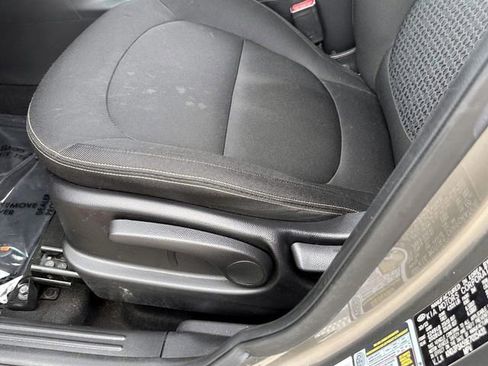 Used 2014 Kia Soul + FWD image 15