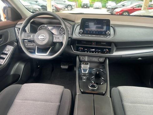 Certified 2023 Nissan Rogue SV AWD/4WD image 17