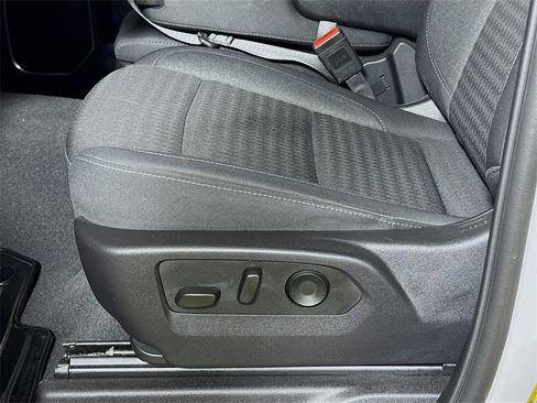 Certified 2025 Chevrolet Silverado 1500 LT image 17