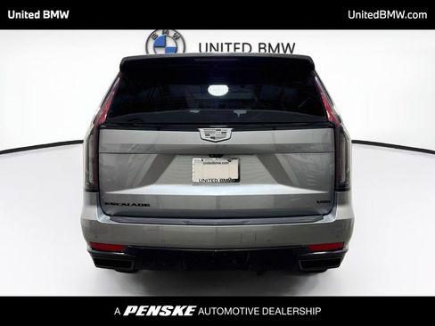 Used 2024 Cadillac Escalade Sport Platinum w/ LPO, ONYX Package AWD/4WD image 6