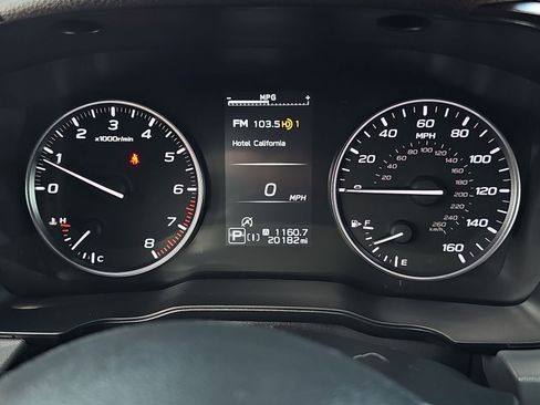 Used 2024 Subaru Crosstrek 2.0i Premium image 18