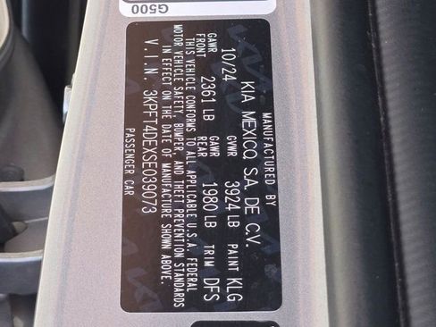 Used 2025 Kia K4 LXS image 33