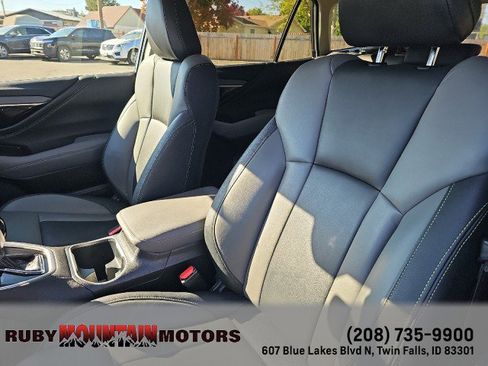 Used 2020 Subaru Outback Onyx Edition XT AWD/4WD image 12