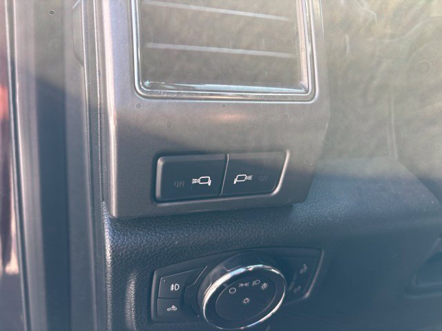 Used 2018 Ford F150 XLT w/ Equipment Group 302A Luxury AWD/4WD image 16