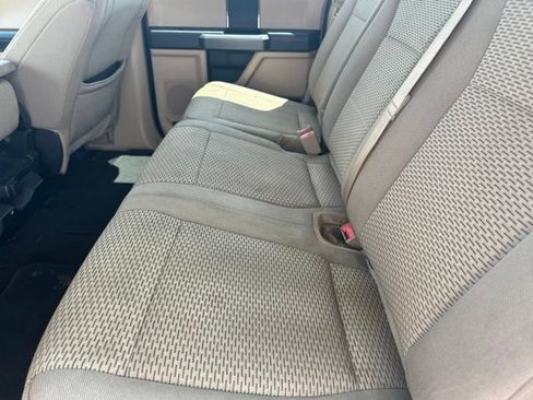 Used 2018 Ford F150 XLT RWD image 16
