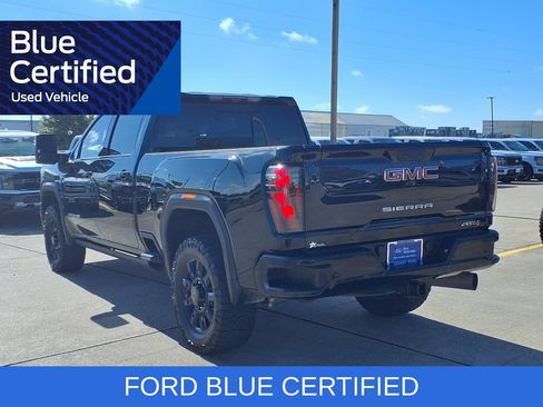 Used 2024 GMC Sierra 2500 AT4 w/ AT4 Premium Plus Package AWD/4WD image 4