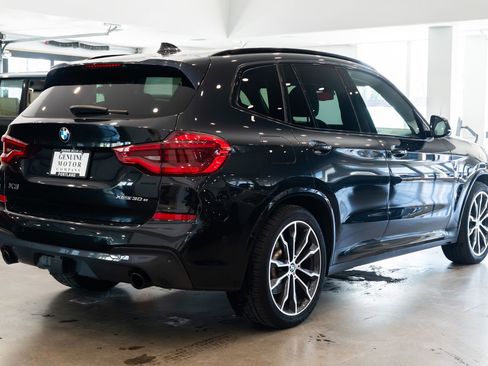 Used 2021 BMW X3 xDrive30e w/ M Sport Package image 4
